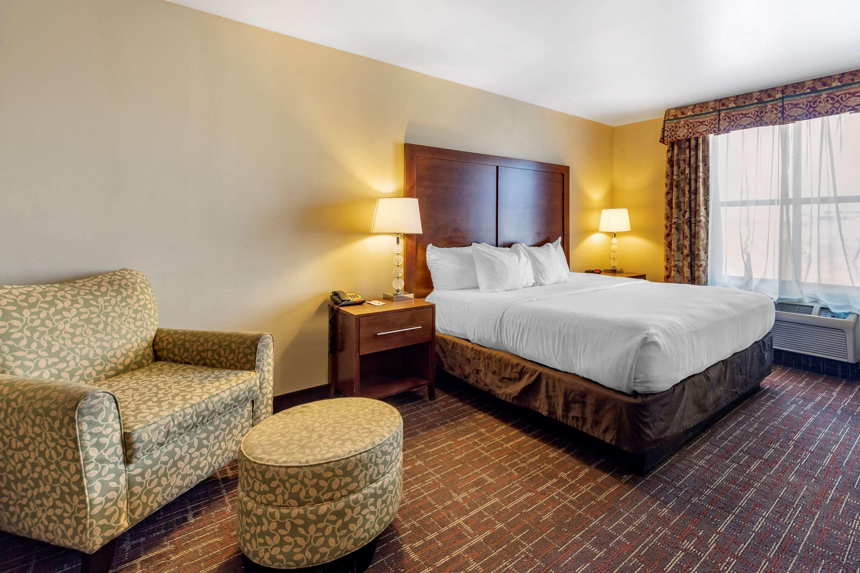 Comfort Inn & Suites Shawnee North Near I-40 מראה חיצוני תמונה