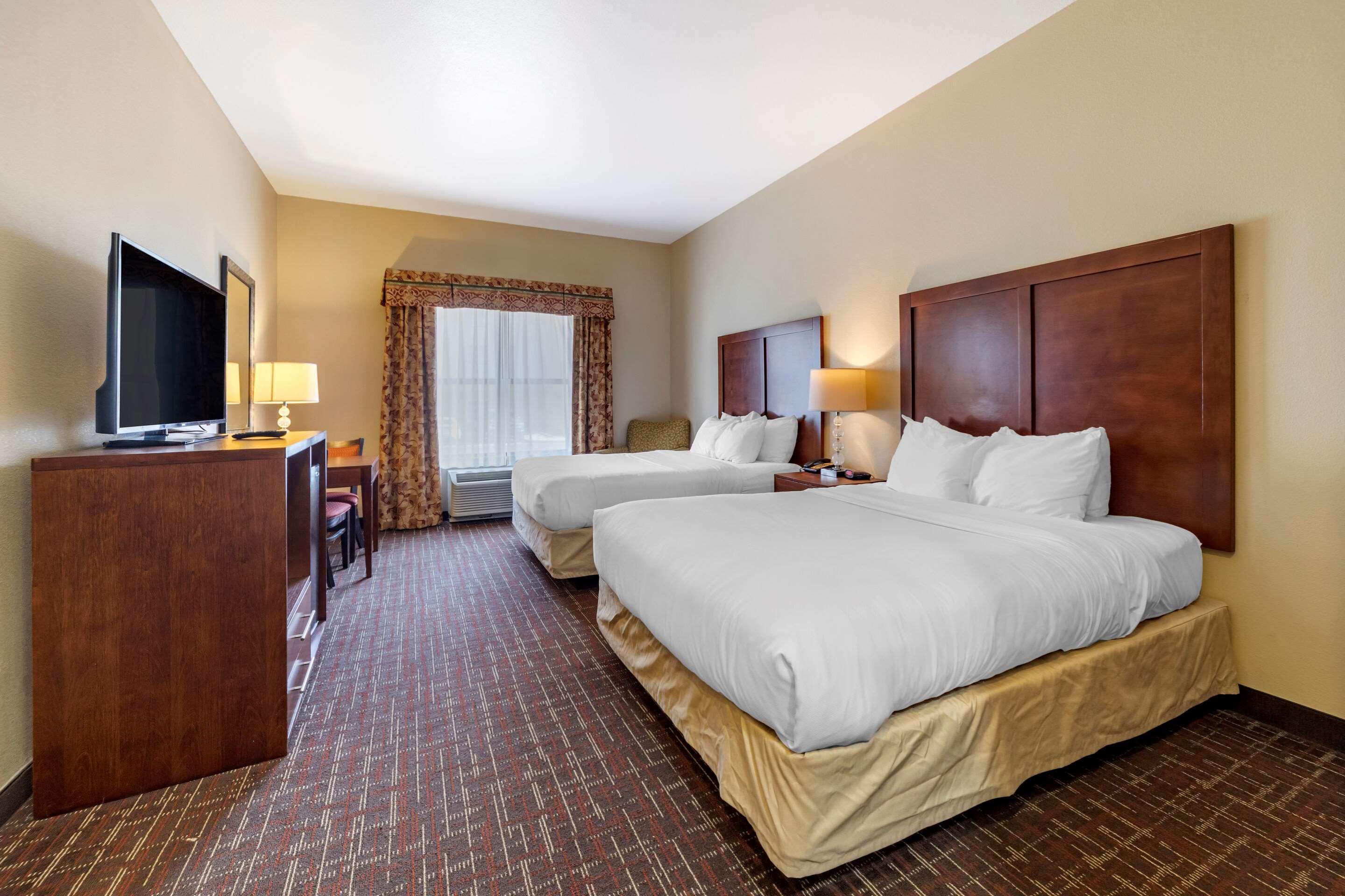 Comfort Inn & Suites Shawnee North Near I-40 מראה חיצוני תמונה