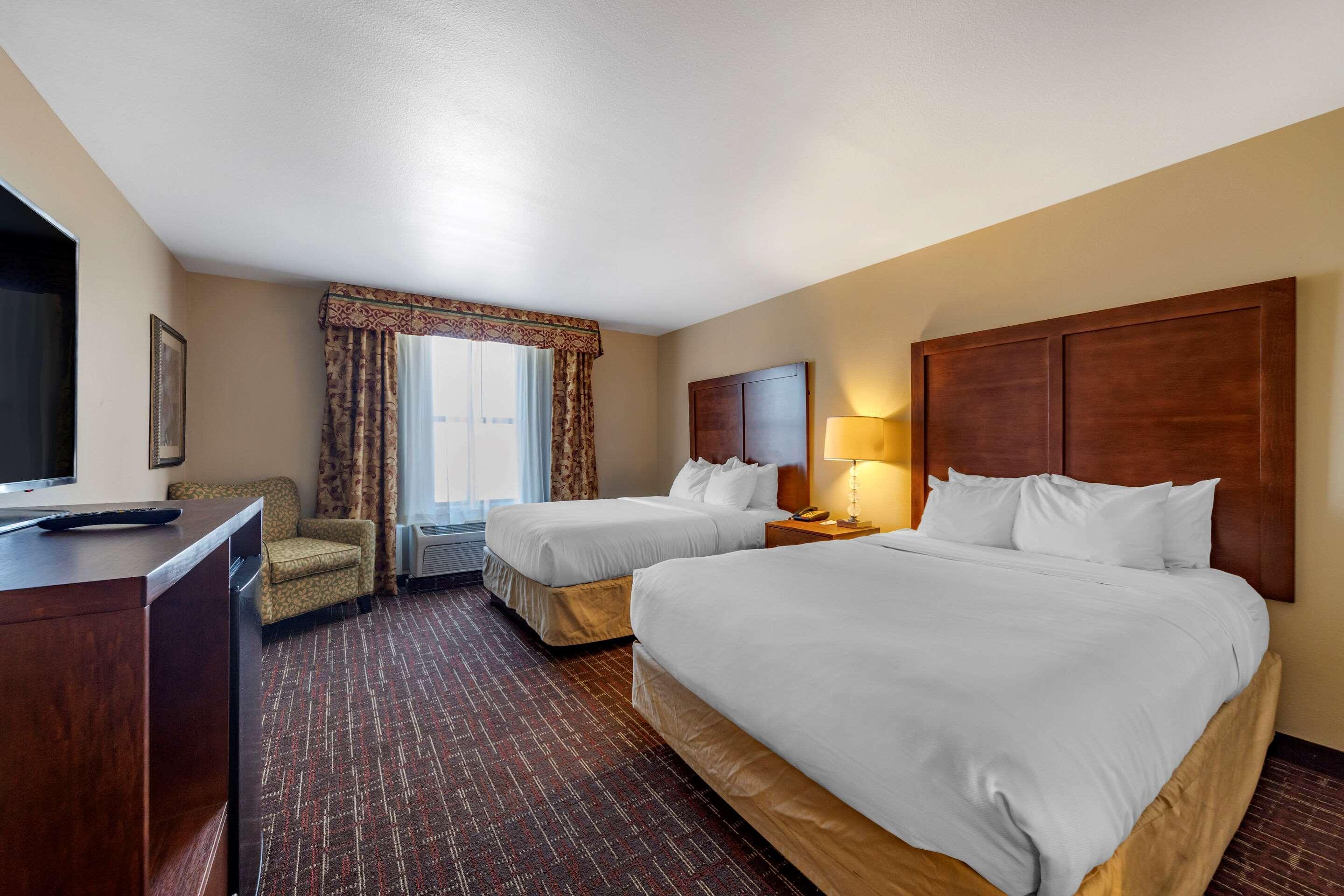 Comfort Inn & Suites Shawnee North Near I-40 מראה חיצוני תמונה